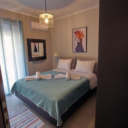 Matoulas Luxury Apartment นาฟปลิโอ ภายนอก รูปภาพ
