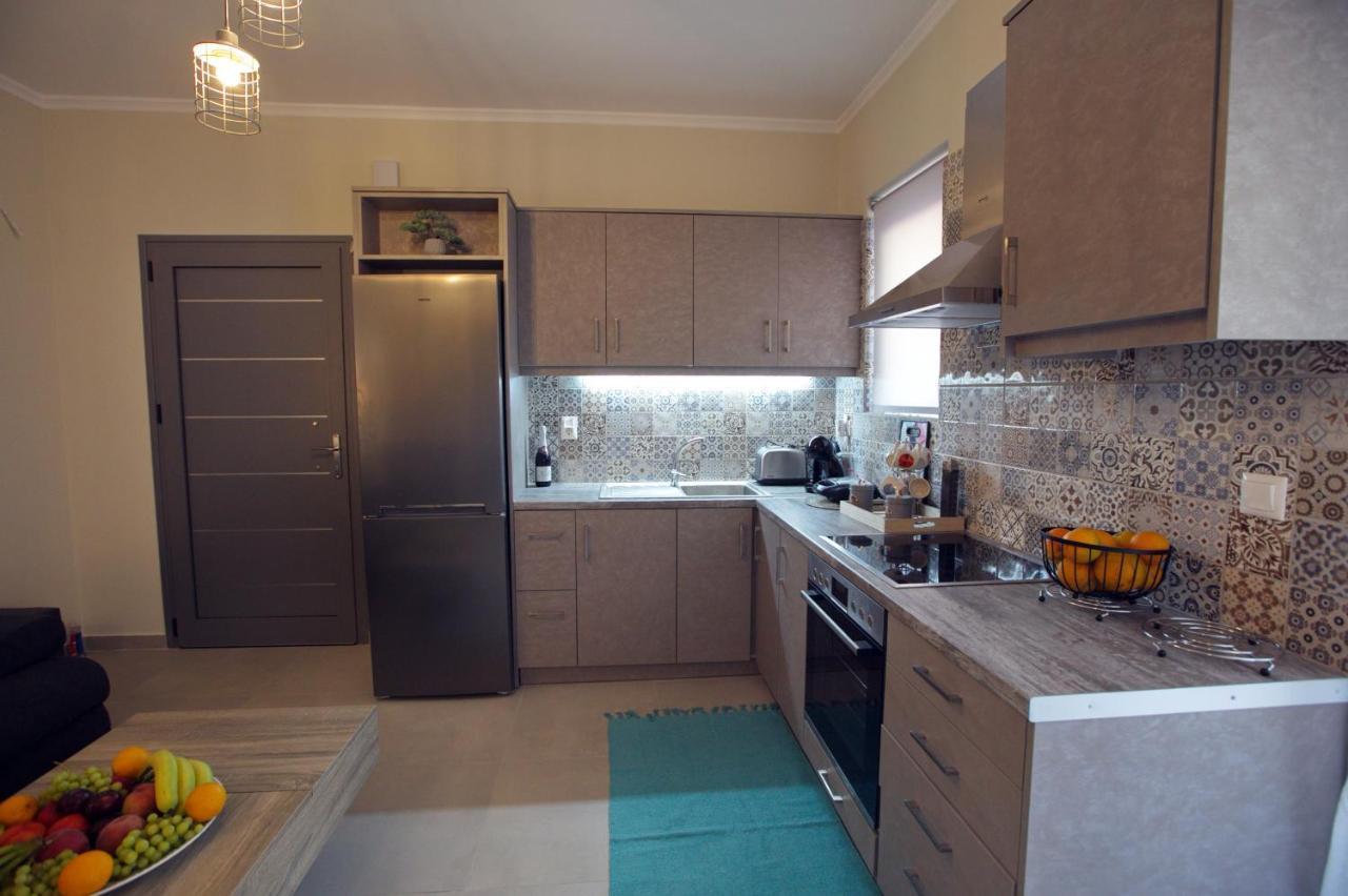 Matoulas Luxury Apartment นาฟปลิโอ ภายนอก รูปภาพ