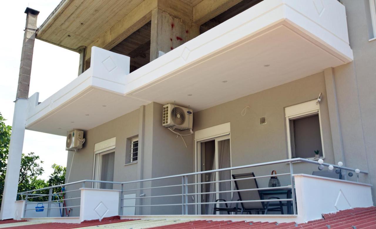 Matoulas Luxury Apartment นาฟปลิโอ ภายนอก รูปภาพ