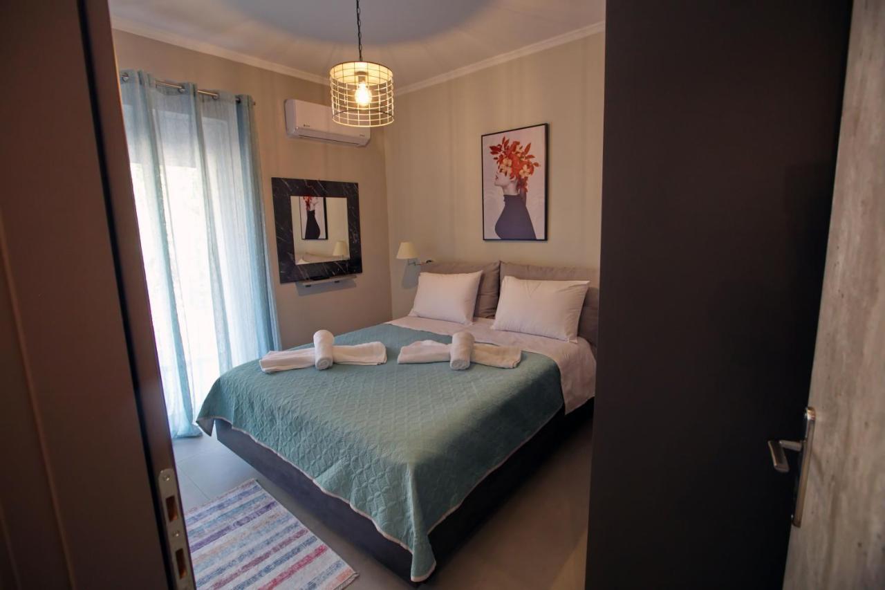 Matoulas Luxury Apartment นาฟปลิโอ ภายนอก รูปภาพ