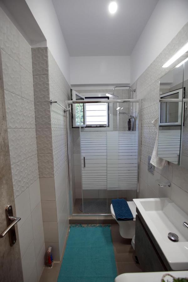 Matoulas Luxury Apartment นาฟปลิโอ ภายนอก รูปภาพ